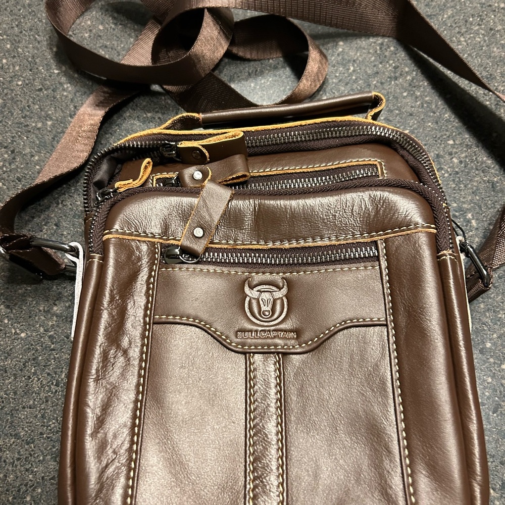 Men’s casual shoulder bag